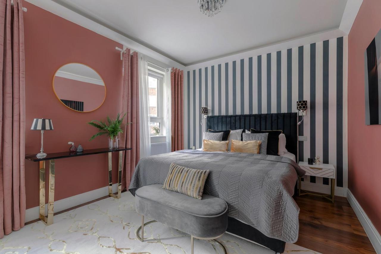 Notting Hill & Hyde Park Exclusive West-End Serene Designer Family Home 5Bed4Bath London Exterior photo