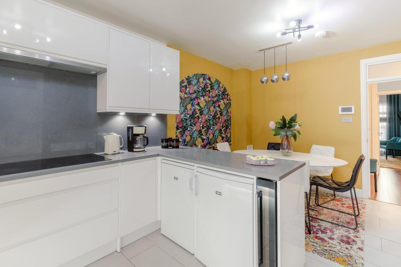 Notting Hill & Hyde Park Exclusive West-End Serene Designer Family Home 5Bed4Bath London Exterior photo