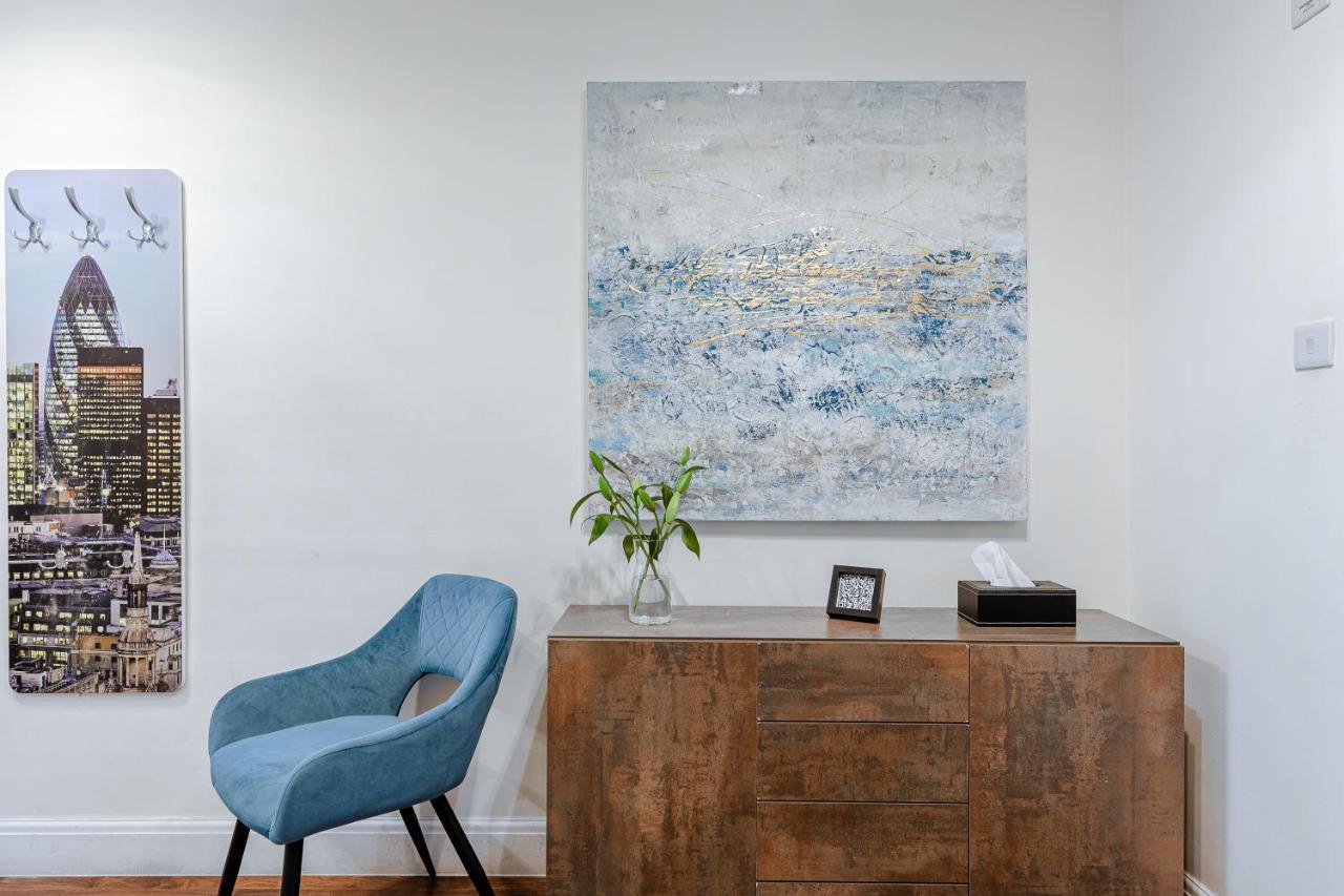 Notting Hill & Hyde Park Exclusive West-End Serene Designer Family Home 5Bed4Bath London Exterior photo