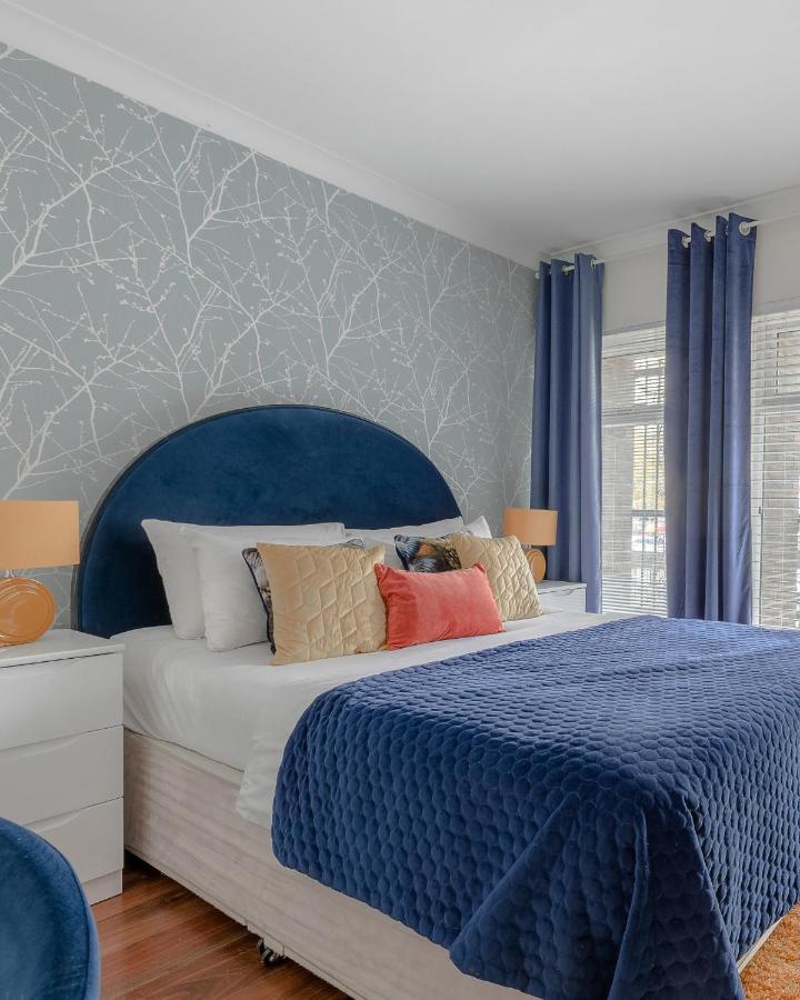 Notting Hill & Hyde Park Exclusive West-End Serene Designer Family Home 5Bed4Bath London Exterior photo